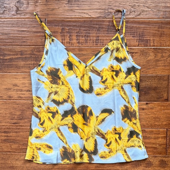 Jcrew Drapey Camisole in Saffron Floral, size small - Picture 5 of 7